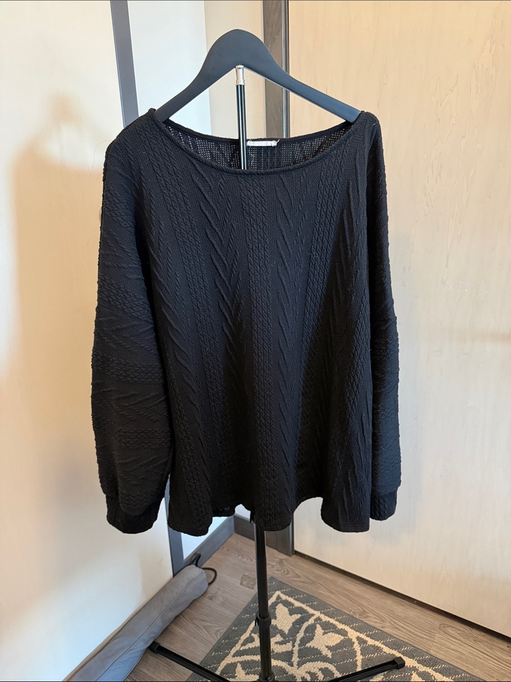 Chic Soul Black Textured Knit Pullover Sweater